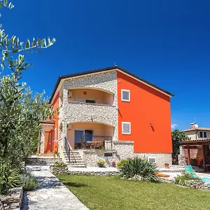 Orange Apartament